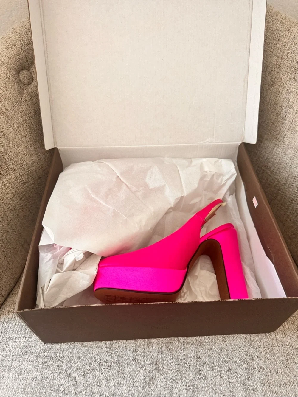 Linea  Paolo Women’s Fuchsia Platform Slingback Pumps size 6.5 NWT